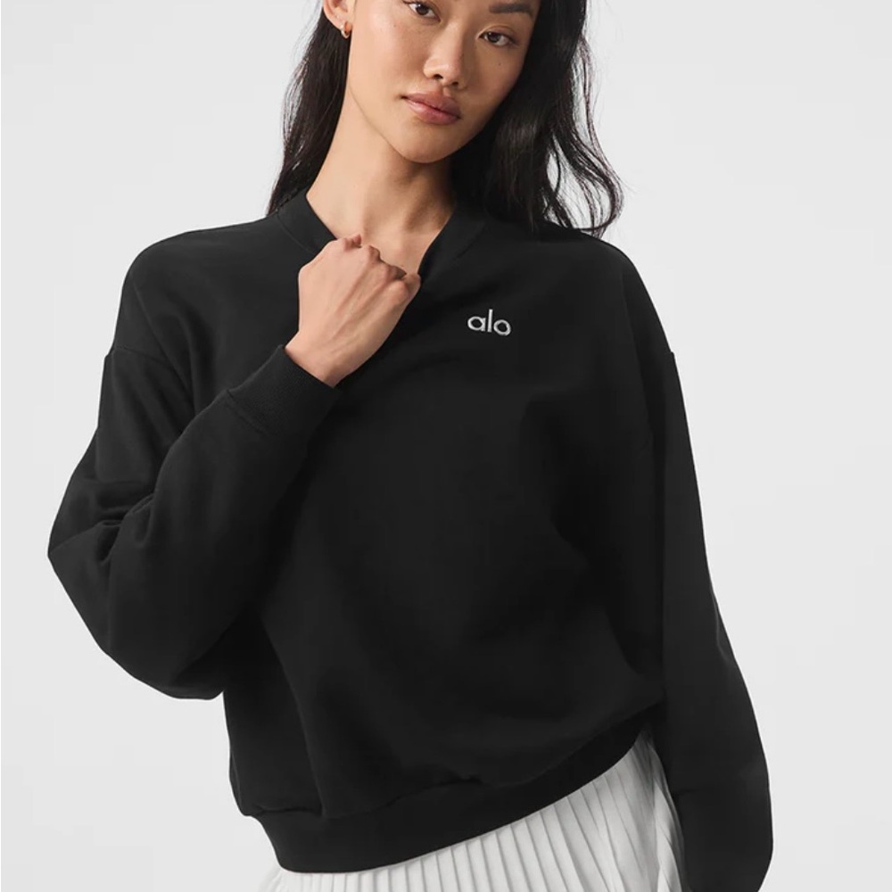 ALO Accolade Crew Neck Pullover Black Size M
